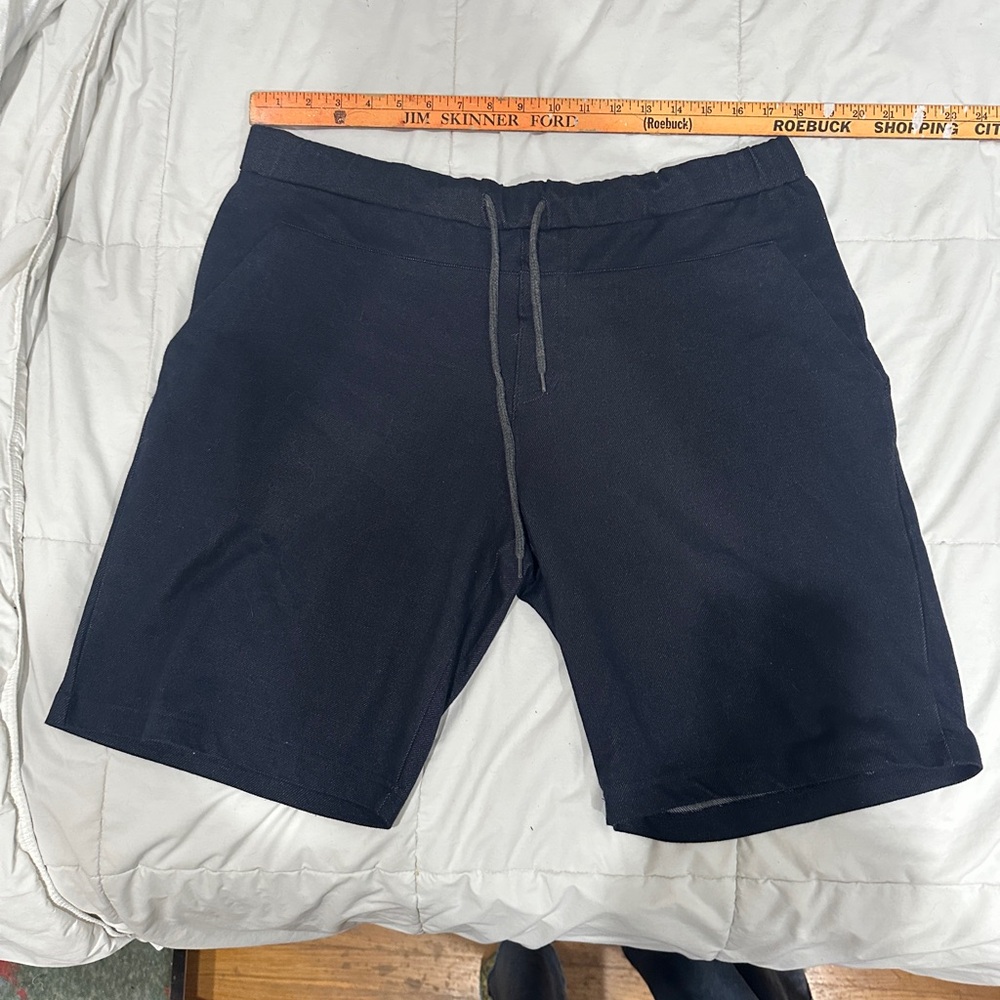 Men's Drawstring Shorts in Dark Knit Denim.